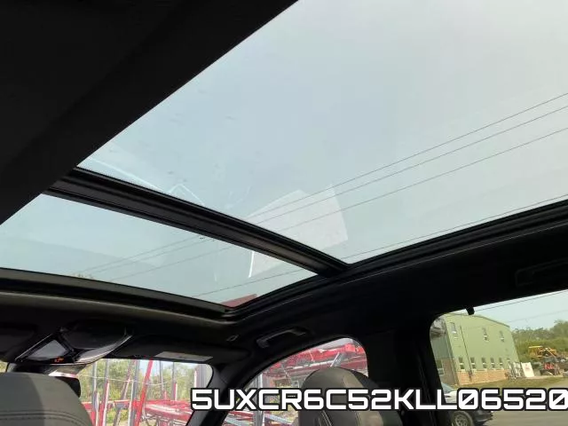 5UXCR6C52KLL06520