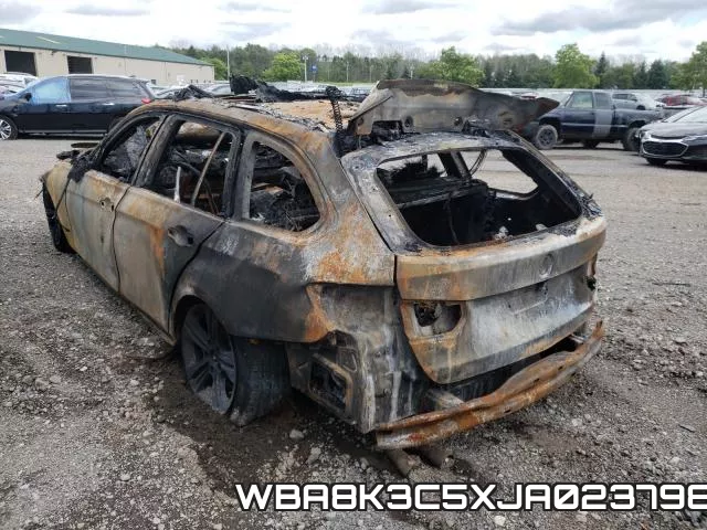 WBA8K3C5XJA023798_3.webp