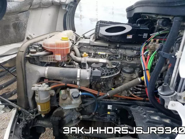 3AKJHHDR5JSJR9340_7.webp
