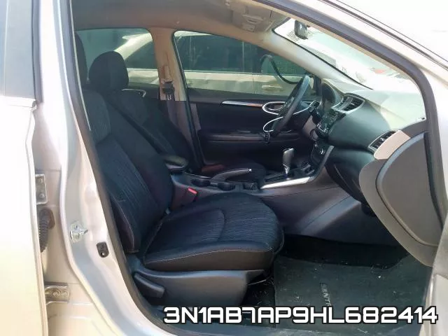 3N1AB7AP9HL682414_5.webp