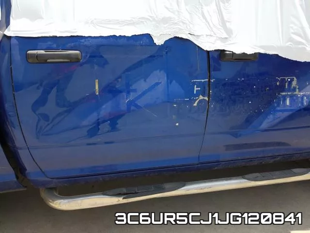 3C6UR5CJ1JG120841_9.webp