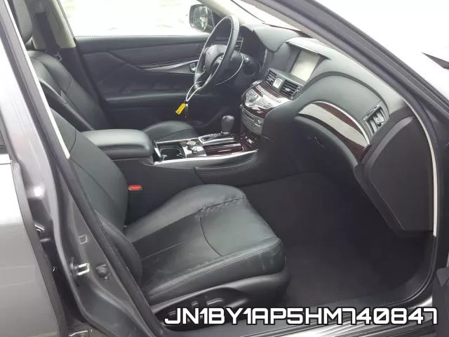 JN1BY1AP5HM740847_5.webp