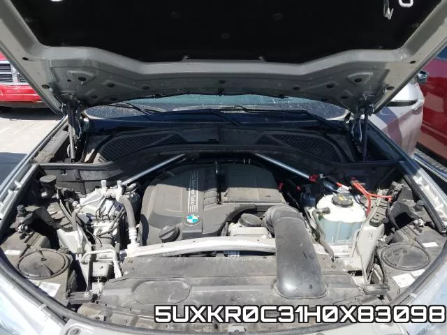 5UXKR0C31H0X83098_7.webp