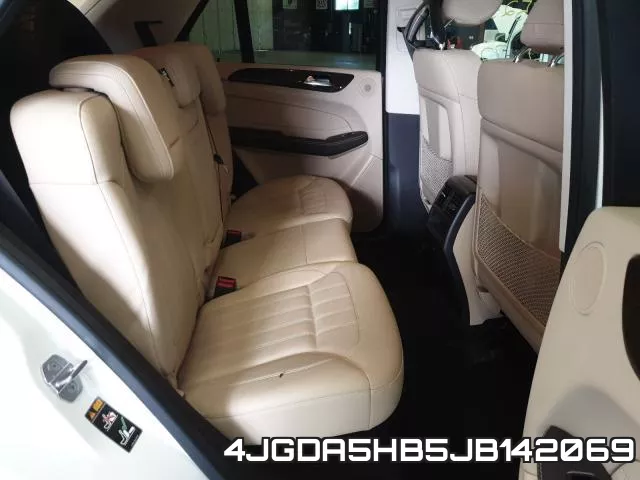 4JGDA5HB5JB142069_6.webp