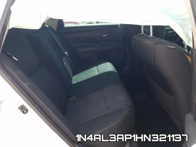 1N4AL3AP1HN321137_6.webp