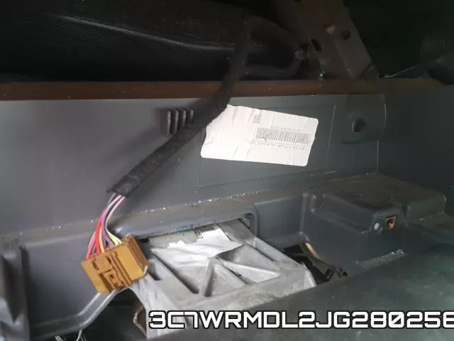 3C7WRMDL2JG280256_8.webp