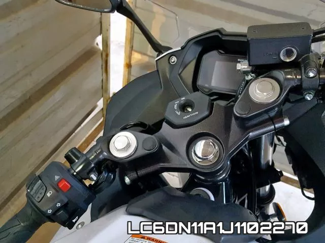 LC6DN11A1J1102270_9.webp
