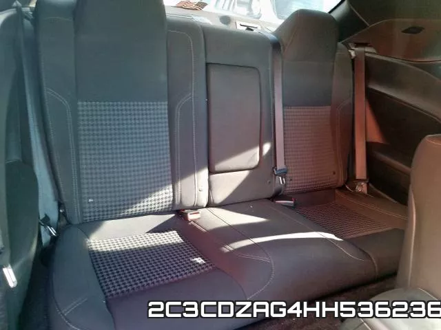 2C3CDZAG4HH536236_6.webp