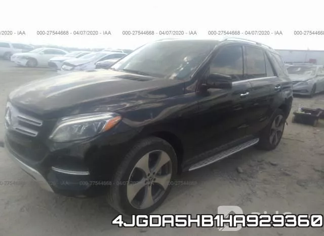 4JGDA5HB1HA929360_2.webp