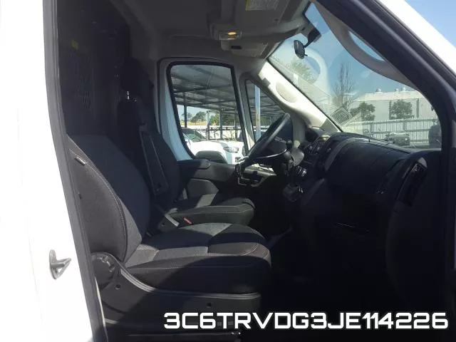 3C6TRVDG3JE114226_5.webp
