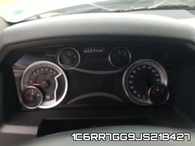 1C6RR7GG9JS218427_8.webp