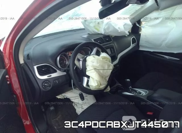 3C4PDCABXJT445077_5.webp