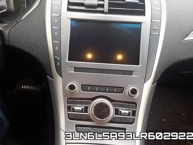 3LN6L5A93LR602922_9.webp