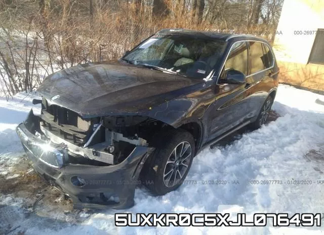 5UXKR0C5XJL076491_2.webp