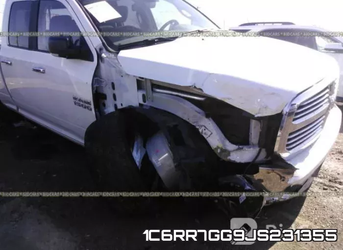 1C6RR7GG9JS231355_6.webp