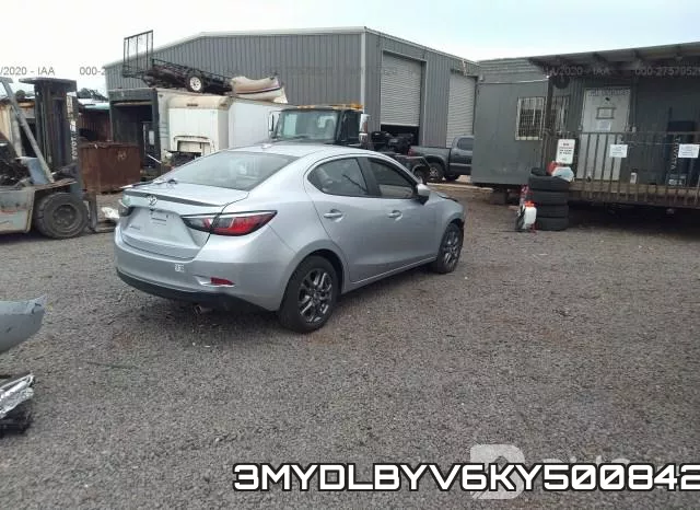 3MYDLBYV6KY500842_4.webp