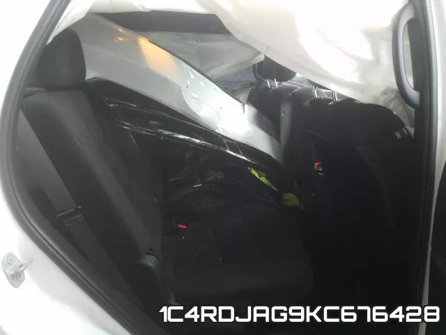 1C4RDJAG9KC676428_6.webp