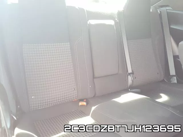 2C3CDZBT7JH123695_6.webp