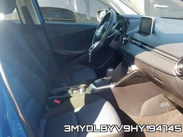 3MYDLBYV9HY194745_5.webp