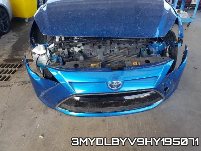 3MYDLBYV9HY195071_9.webp