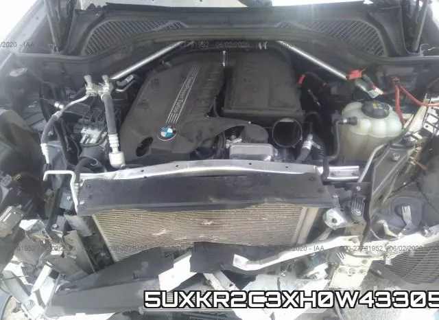 5UXKR2C3XH0W43305_10.webp