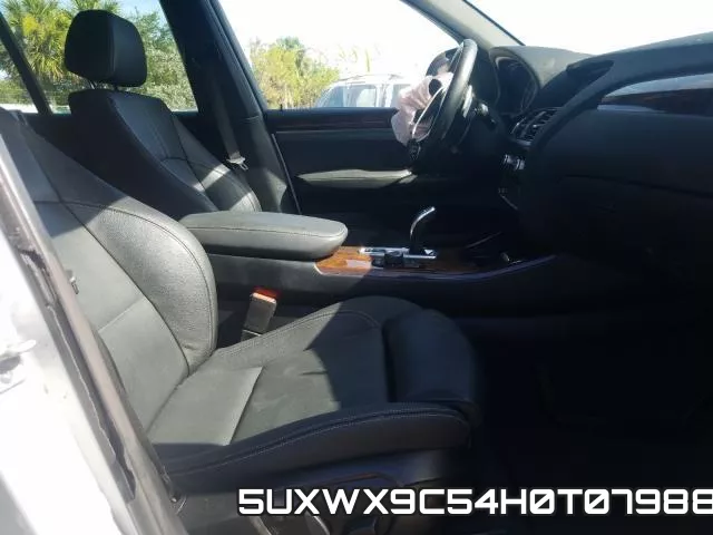 5UXWX9C54H0T07988_5.webp