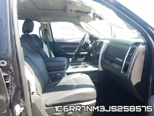1C6RR7NM3JS258575_5.webp