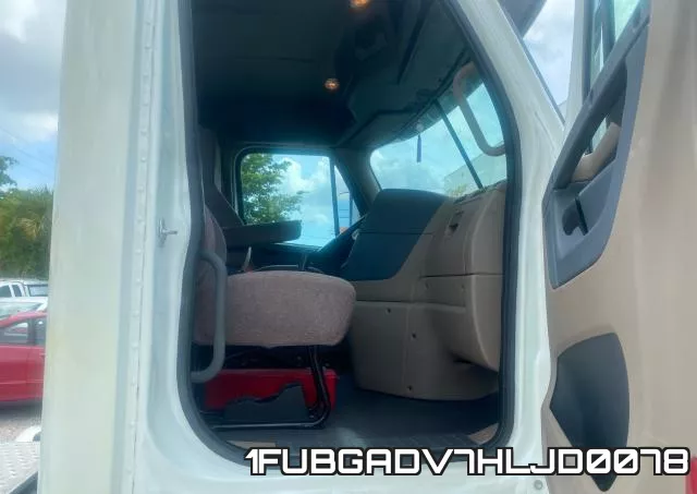1FUBGADV7HLJD0078_5.webp