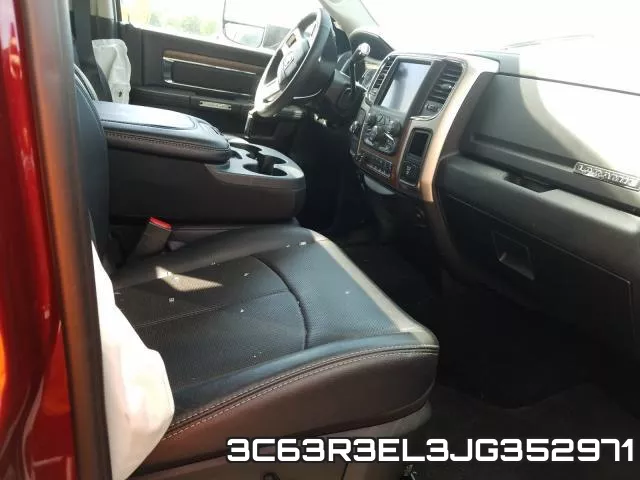 3C63R3EL3JG352971_5.webp