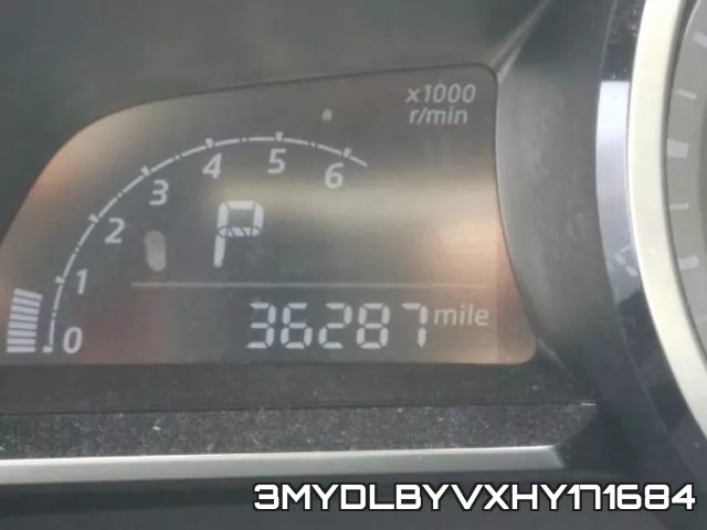 3MYDLBYVXHY171684_8.webp