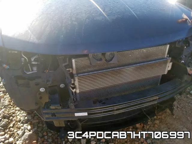 3C4PDCAB7HT706997_9.webp