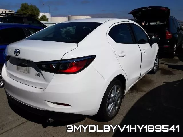 3MYDLBYV1HY189541_4.webp