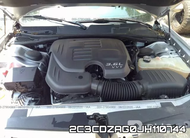 2C3CDZAG0JH110744_10.webp