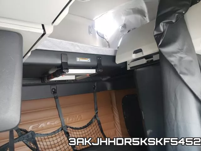 3AKJHHDR5KSKF5452_6.webp