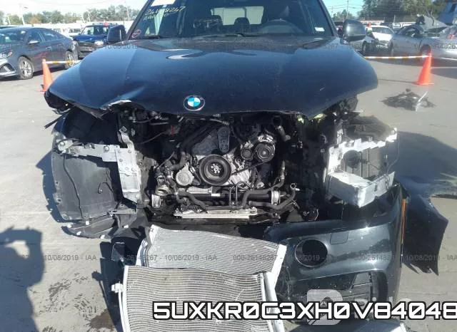 5UXKR0C3XH0V84048_6.webp