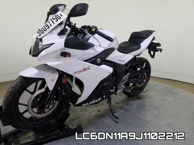 LC6DN11A9J1102212_4.webp
