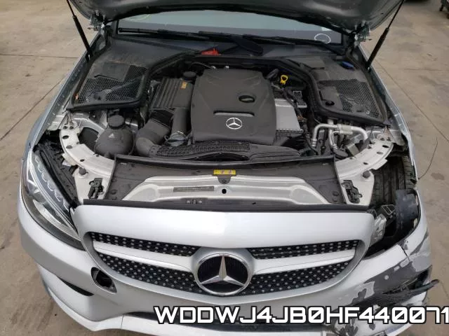 WDDWJ4JB0HF440071_7.webp