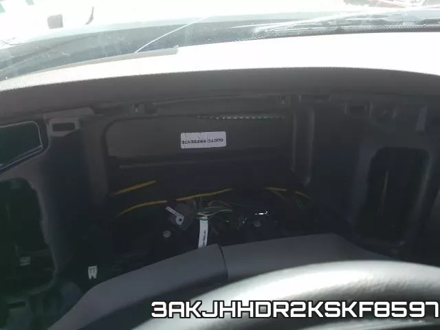 3AKJHHDR2KSKF8597_8.webp