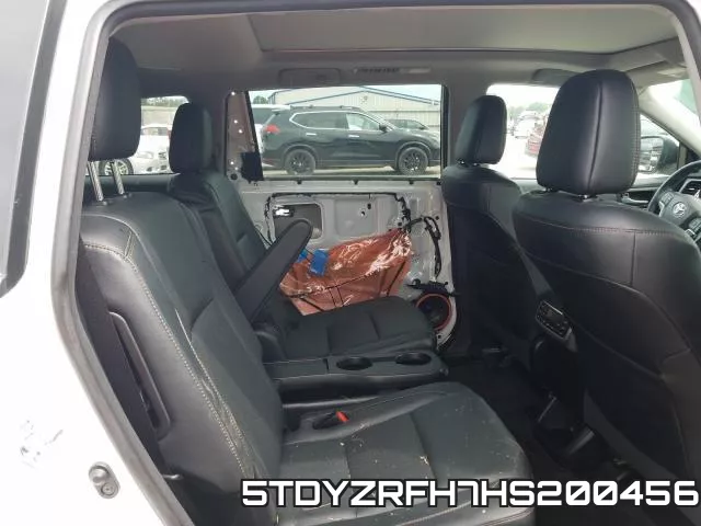 5TDYZRFH7HS200456_6.webp
