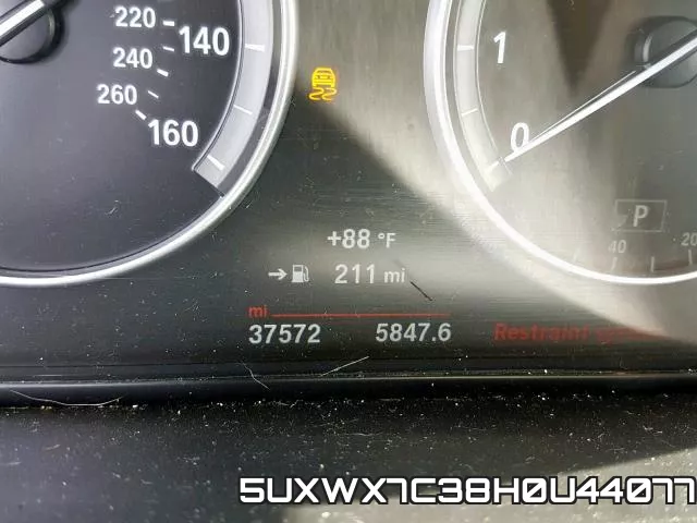 5UXWX7C38H0U44077_8.webp