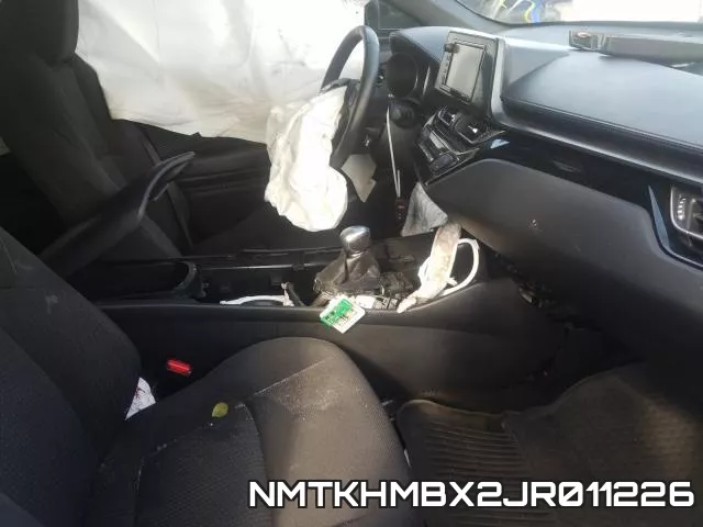 NMTKHMBX2JR011226_5.webp