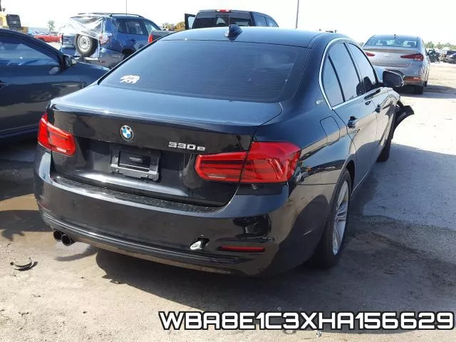 WBA8E1C3XHA156629_4.webp