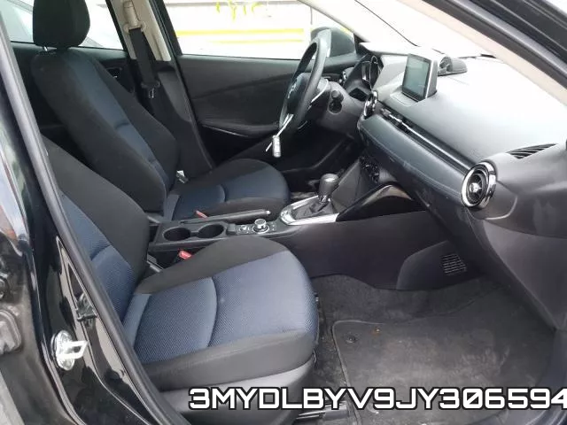 3MYDLBYV9JY306594_5.webp