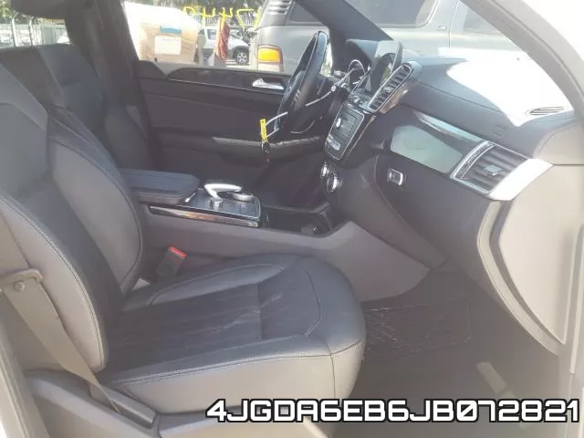 4JGDA6EB6JB072821_5.webp