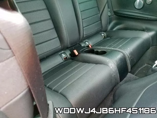 WDDWJ4JB6HF451186