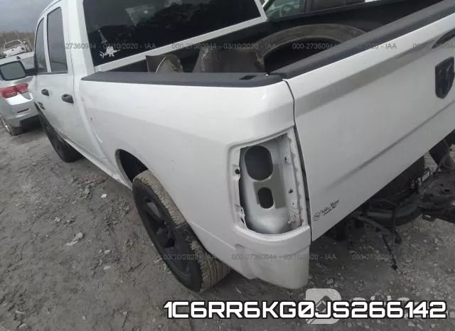1C6RR6KG0JS266142_3.webp