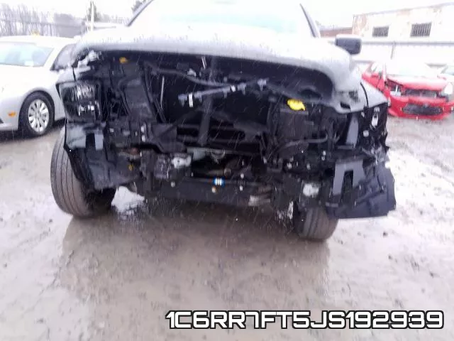 1C6RR7FT5JS192939_9.webp