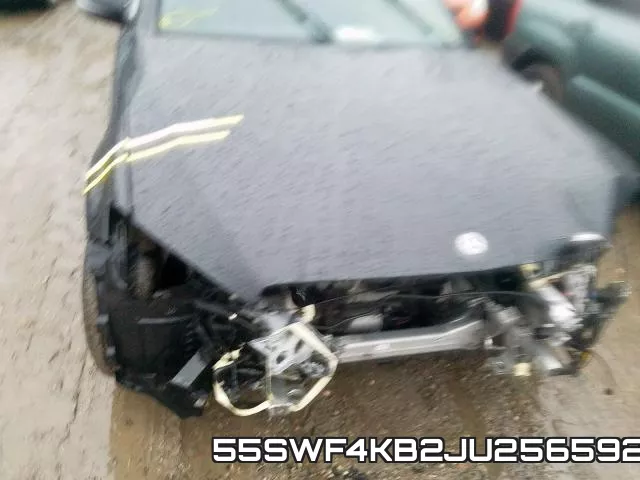55SWF4KB2JU256592_9.webp