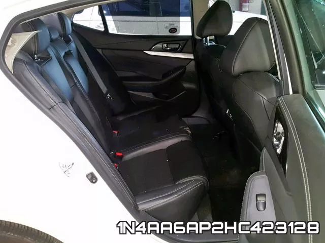1N4AA6AP2HC423128_6.webp