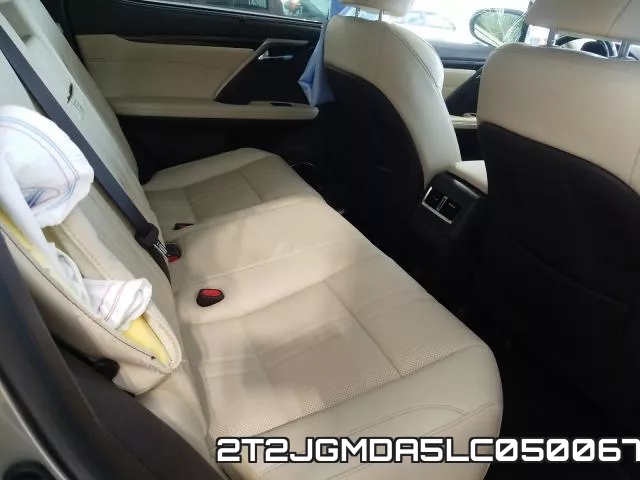 2T2JGMDA5LC050067_6.webp